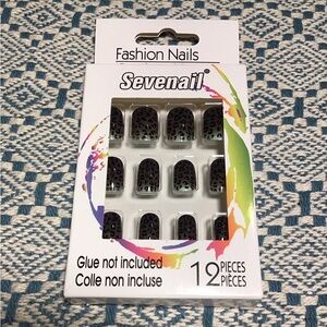 NWT Sevenail Press-On Cheetah Print Nails